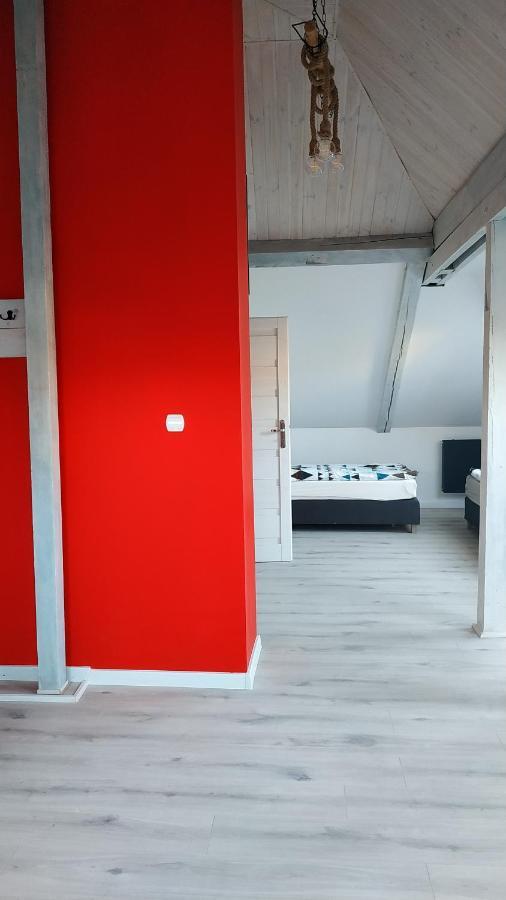 Apartament Witkacego Czerwony Słupsk Exteriör bild